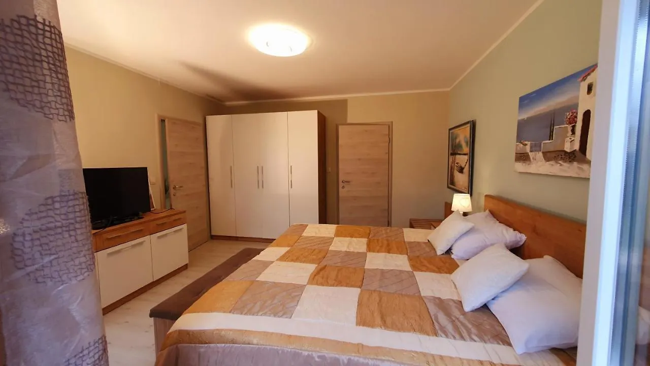 Apartment Amalija With Terrace & Private Parking Rijeka 0*,  Croatia